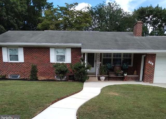 Property at 809 Mccosh St, Hanover, PA 17331, 3 beds, 2 baths