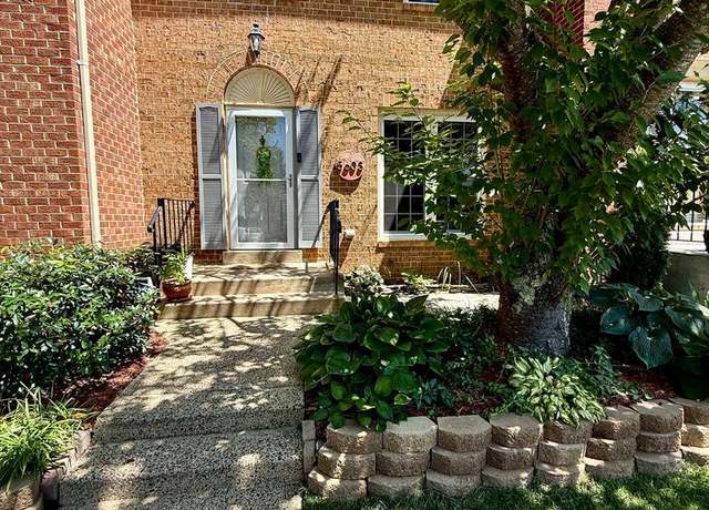 Property at 5603 Stillwater Ct, Burke, VA 22015, 3 beds, 3.5 baths