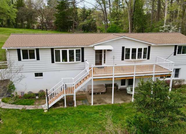 Property at 13690 Orlando Rd, Nokesville, VA 20181, 3 beds, 3 baths