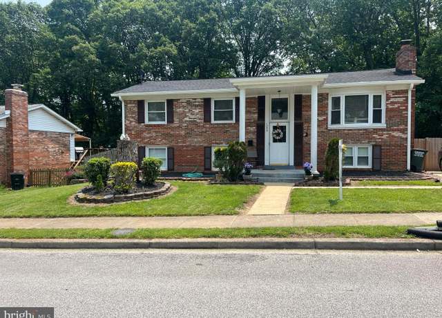 Property at 13629 Kingsman Rd, Woodbridge, VA 22193, 5 beds, 3 baths