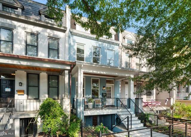 Property at 922 8th St NE, Washington, DC 20002, 4 beds, 3.5 baths