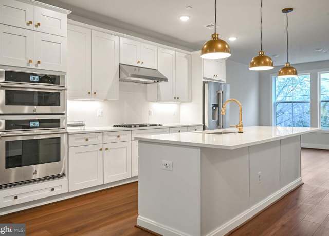 Property at 6022 Montrose Rd, North Bethesda, MD 20852, 3 beds, 2.5 baths