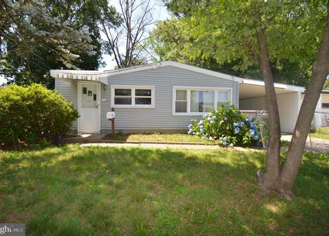 Property at 113 County Ave, Maple Shade, NJ 08052, 2 beds, 1 bath