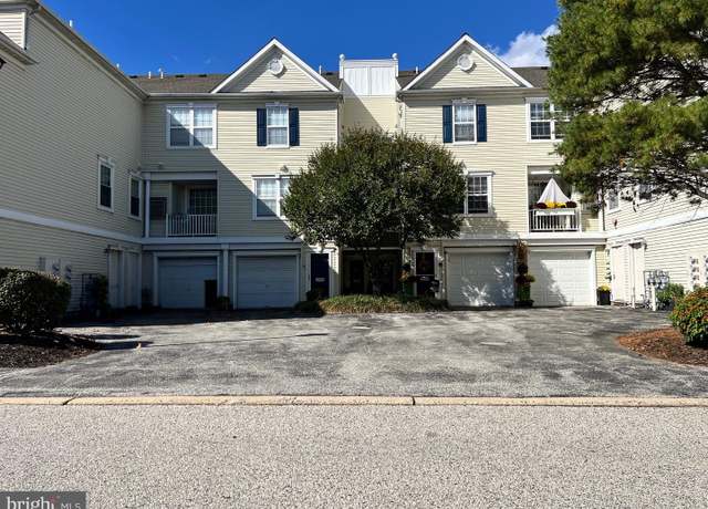 Property at 6003 Riverfront Dr, Palmyra, NJ 08065, 2 beds, 1.5 baths