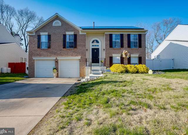 Property at 65 Morris Dr, Sicklerville, NJ 08081, 5 beds, 2 baths