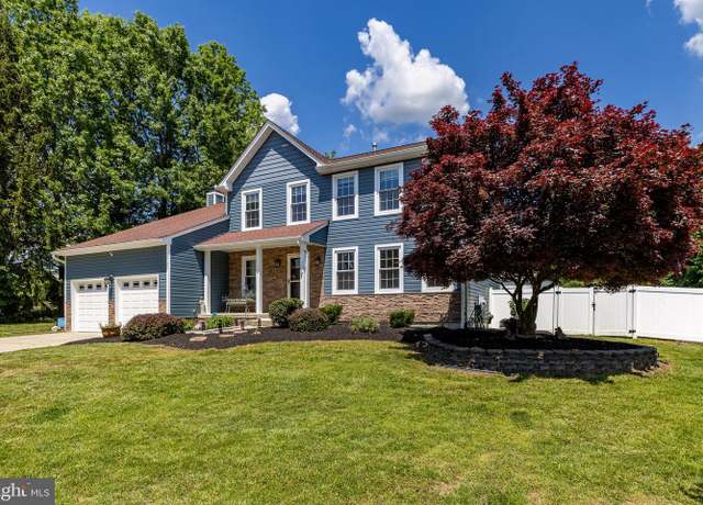 Property at 4 Honeysuckle Dr, Robbinsville, NJ 08691, 4 beds, 2.5 baths