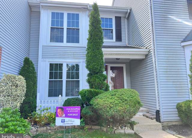 Property at 23 Ardsley Ct, Newtown, PA 18940, 3 beds, 2.5 baths