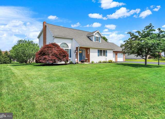 Property at 221 Hickory Ln, Shippensburg, PA 17257, 4 beds, 2 baths