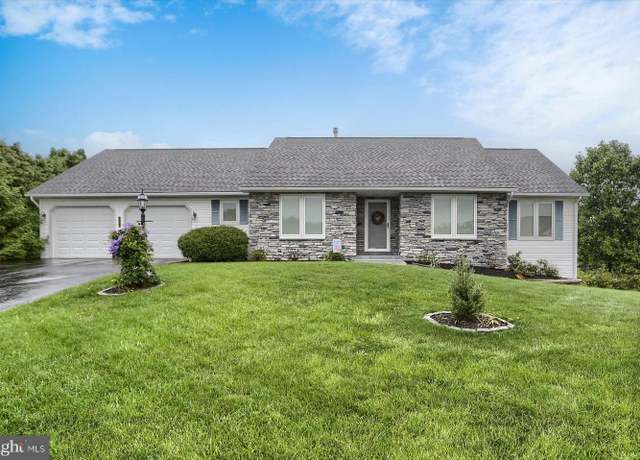 Property at 5823 Barnsley Dr, Harrisburg, PA 17111, 3 beds, 3 baths