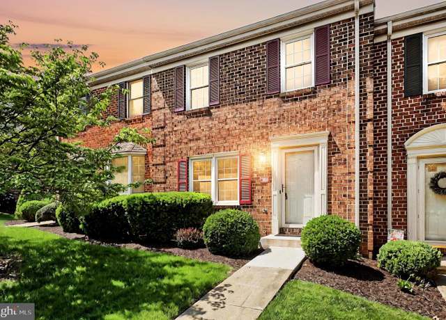 Property at 702 Chambers Rdg #702, York, PA 17402, 3 beds, 1.5 baths