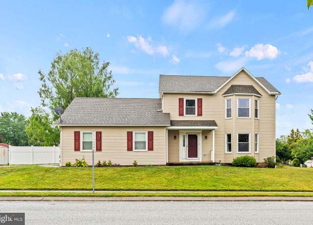 Property at 1894 Golden Eagle Dr, York, PA 17408, 3 beds, 2.5 baths
