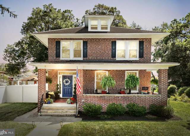 Property at 104 Elmwood Blvd, York, PA 17403, 3 beds, 2.5 baths