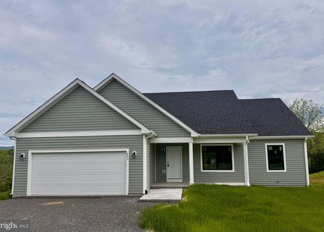 Property at 903 Point Dr, Petersburg, WV 26847, 3 beds, 2 baths