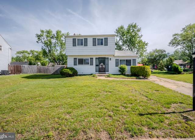 Property at 29 Dandridge Dr, New Castle, DE 19720, 3 beds, 1 bath