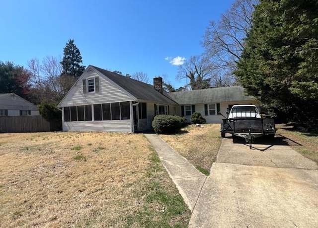 Property at 11 Admiral Rd, Severna Park, MD 21146, 4 beds, 2 baths