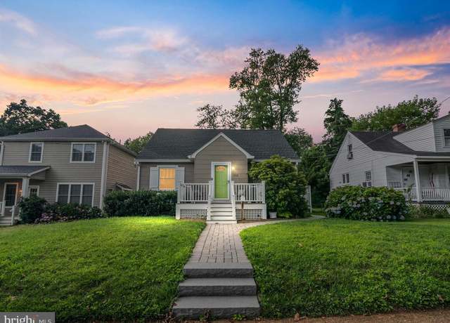 Property at 103 Shiley St, Annapolis, MD 21401, 2 beds, 3 baths