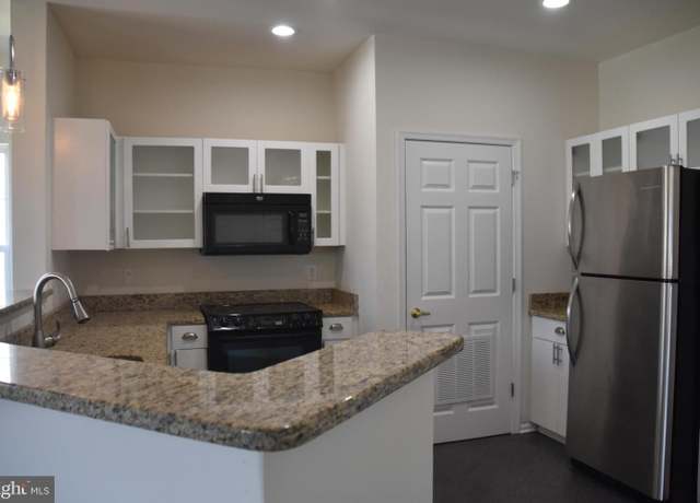 Property at 3032 Bellamy Way #5, Suitland, MD 20746, 3 beds, 2.5 baths