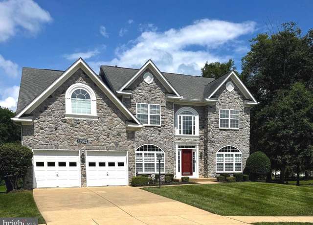 Property at 13902 Lake Meadows Dr, Bowie, MD 20720, 5 beds, 3.5 baths