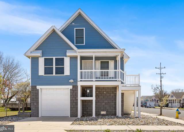 Property at 441 W Wildwood Ave, Wildwood, NJ 08260, 4 beds, 2 baths