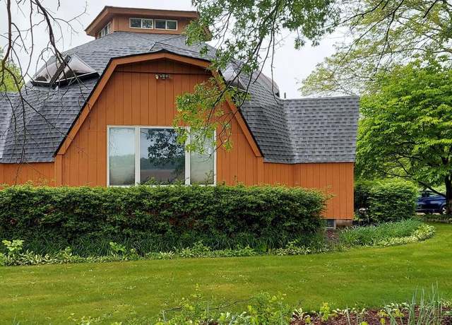Property at 865 Windsor Perrineville Rd, East Windsor, NJ 08520, 3 beds, 1.5 baths