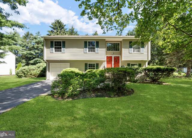 Property at 45 Linden Ln, Plainsboro, NJ 08536, 5 beds, 2 baths