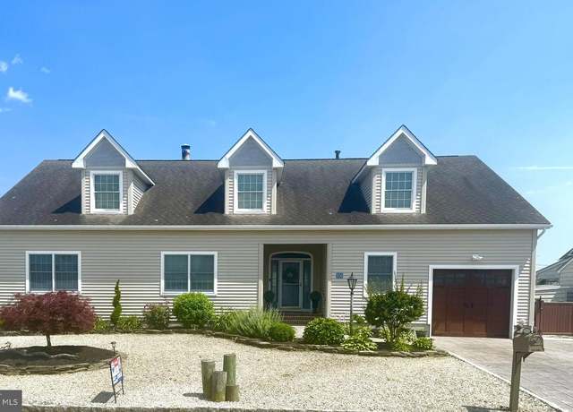 Property at 830 Forepeak Dr, Forked River, NJ 08731, 3 beds, 2 baths