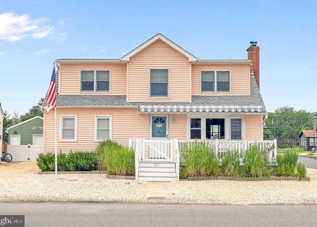 Property at 253 N 13th St, Surf City, NJ 08008, 6 beds, 1.5 baths