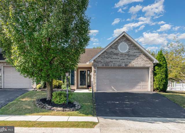 Property at 102 Merrihill Dr, Carlisle, PA 17015, 2 beds, 2 baths