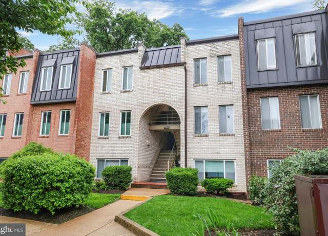 Property at 5041 7th Rd S #102, Arlington, VA 22204, 2 beds, 1.5 baths