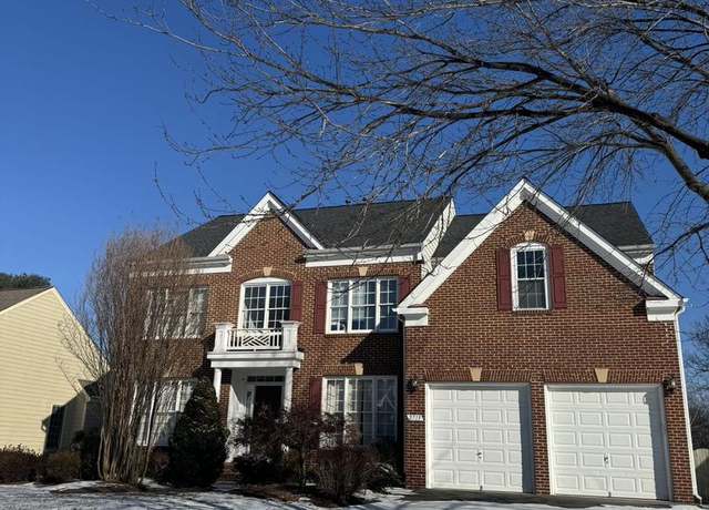 Property at 2715 Robaleed Way, Herndon, VA 20171, 5 beds, 5 baths