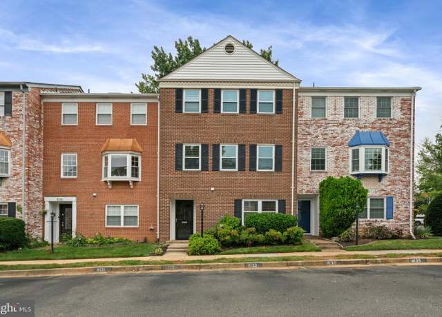 Property at 8133 Larkin Ln, Vienna, VA 22182, 4 beds, 3 baths