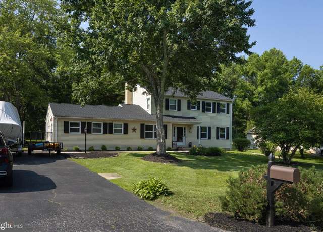 Property at 13 Locharron Dr, Elkton, MD 21921, 5 beds, 3.5 baths