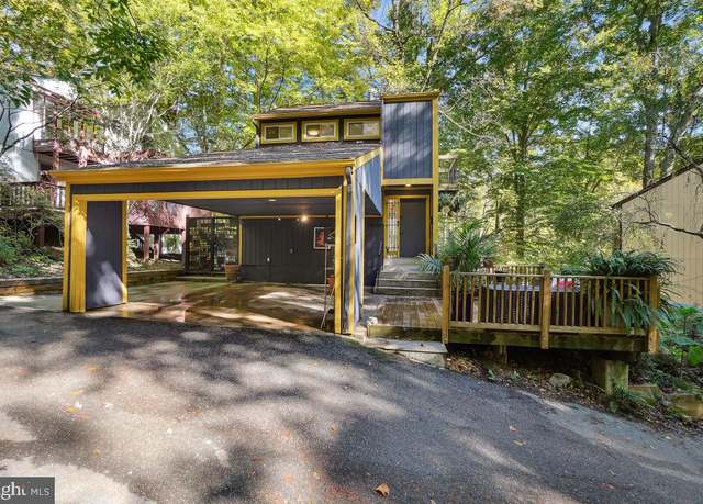 Property at 302 Mississippi Ave, Silver Spring, MD 20910, 3 beds, 3.5 baths