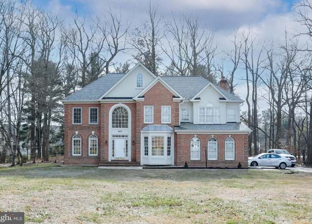 Property at 2822 Gold Mine Rd, Brookeville, MD 20833, 7 beds, 4.5 baths