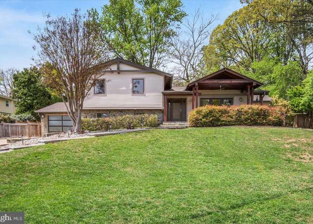 Property at 4 Tifton Ct, Potomac, MD 20854, 5 beds, 3 baths