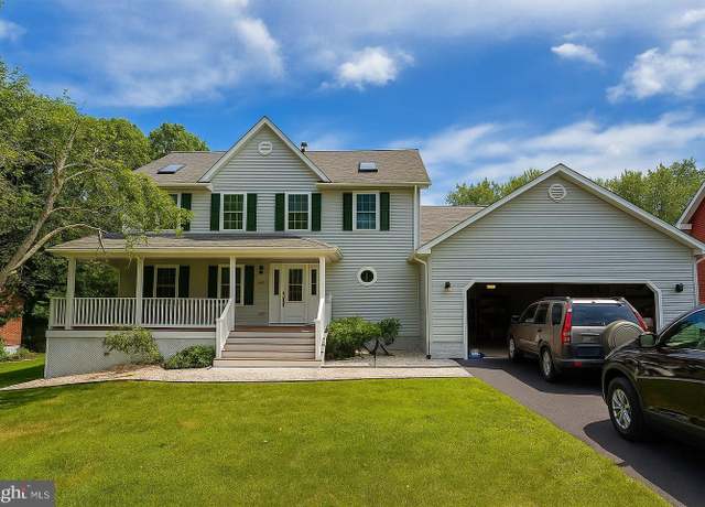 Property at 225 Windridge Acres Ct, Silver Spring, MD 20905, 4 beds, 3.5 baths