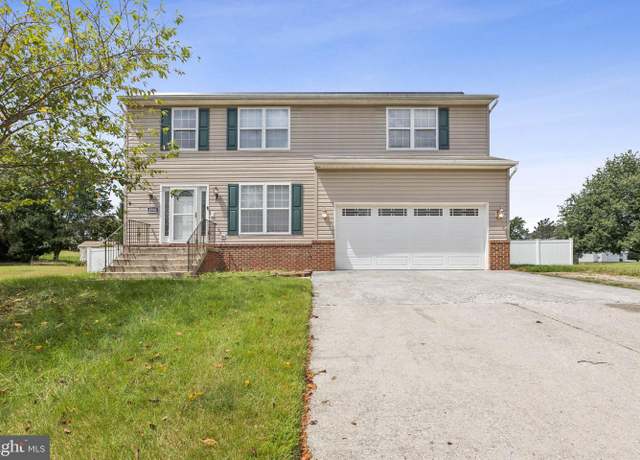 Property at 8305 Joan Pl, Clinton, MD 20735, 4 beds, 4.5 baths