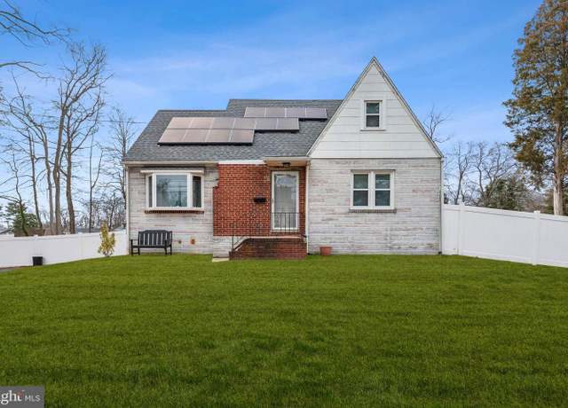 Property at 715 Barlow Ave, West Deptford, NJ 08096, 4 beds, 2 baths