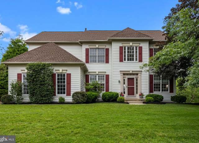 Property at 4 Millers Rd, Newtown, PA 18940, 4 beds, 3.5 baths