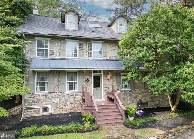 Property at 1699 Warpath Rd, West Chester, PA 19382, 6 beds, 2.5 baths