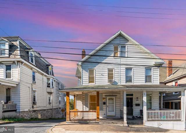 Property at 26 S Harrisburg St, Steelton, PA 17113, 4 beds, 2 baths