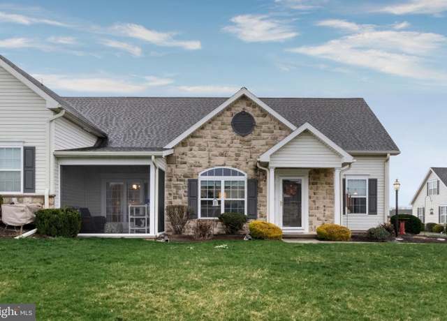 Property at 157 Mineral Dr Unit 29B, York, PA 17408, 3 beds, 2.5 baths