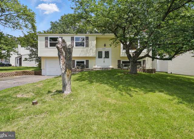 Property at 1258 Magnolia, Herndon, VA 20170, 4 beds, 3 baths