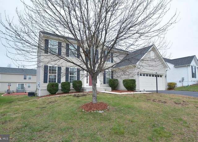 Property at 16393 Topsail Ln, Woodbridge, VA 22191, 4 beds, 3 baths