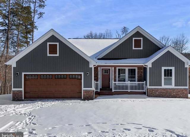 Property at 200 Wagon Trl, Berkeley Springs, WV 25411, 3 beds, 2 baths