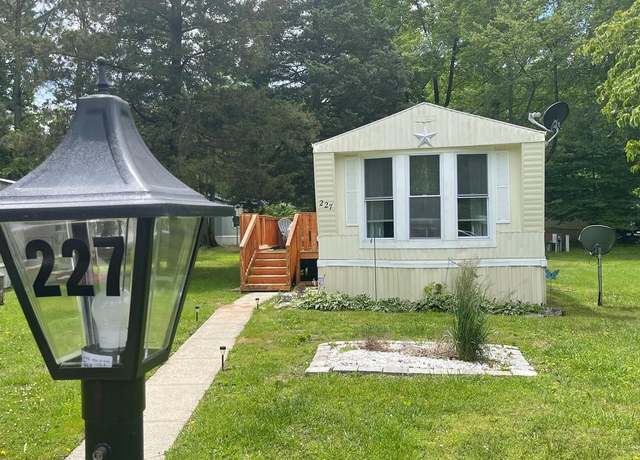 Property at 227 Laurel Ln #227, Smyrna, DE 19977, 2 beds, 1 bath