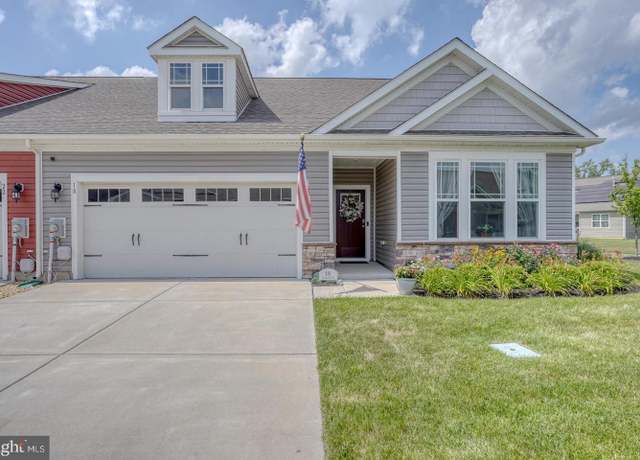Property at 18 Clipper St, Smyrna, DE 19977, 3 beds, 2 baths