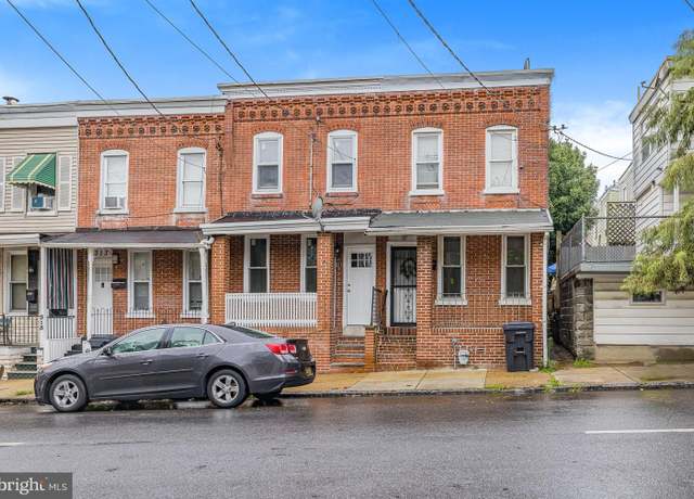 Property at 311 S Harrison St, Wilmington, DE 19805, 3 beds, 1.5 baths