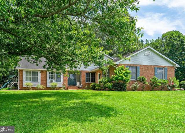 Property at 3741 Solomons Island Rd, Harwood, MD 20776, 3 beds, 2.5 baths
