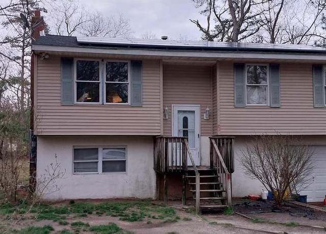 Property at 5 Maryland Trl, Browns Mills, NJ 08015, 3 beds, 1 bath